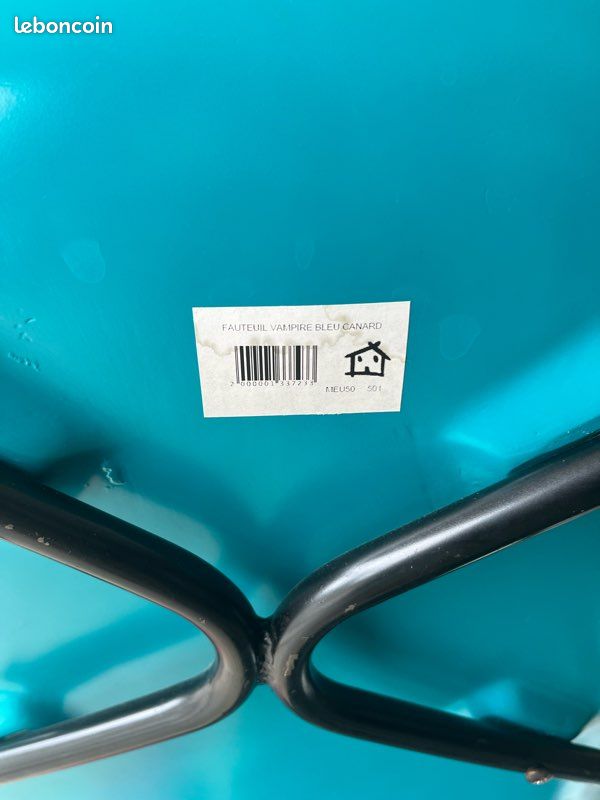 Paire de fauteuils vampire Pierre Guariche (image 2)