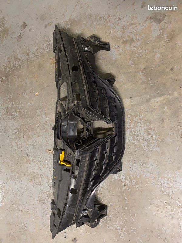 Calandre clio 5 phase 2 (image 1)