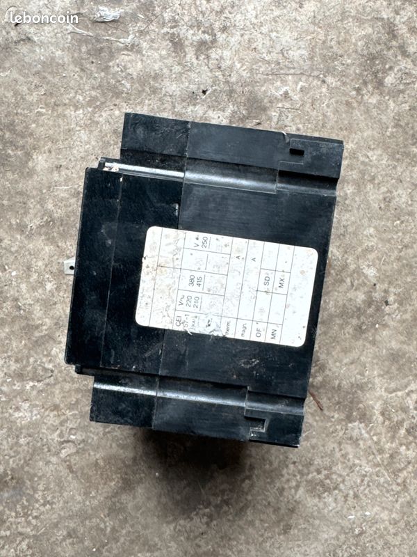 Disjoncteur industriel Merlin Gerin compact C101 (image 6)