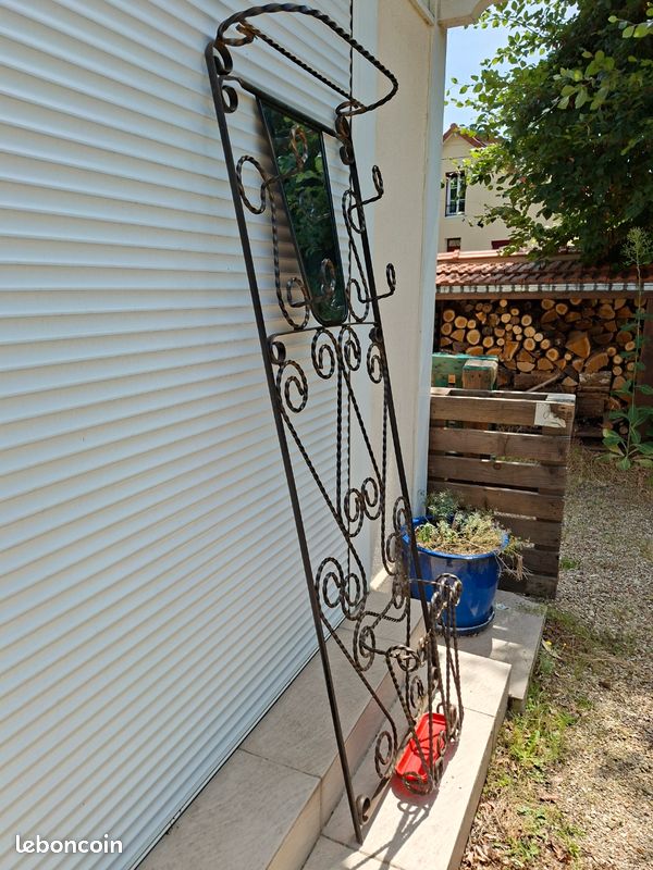 Porte-manteaux métalliques (image 2)