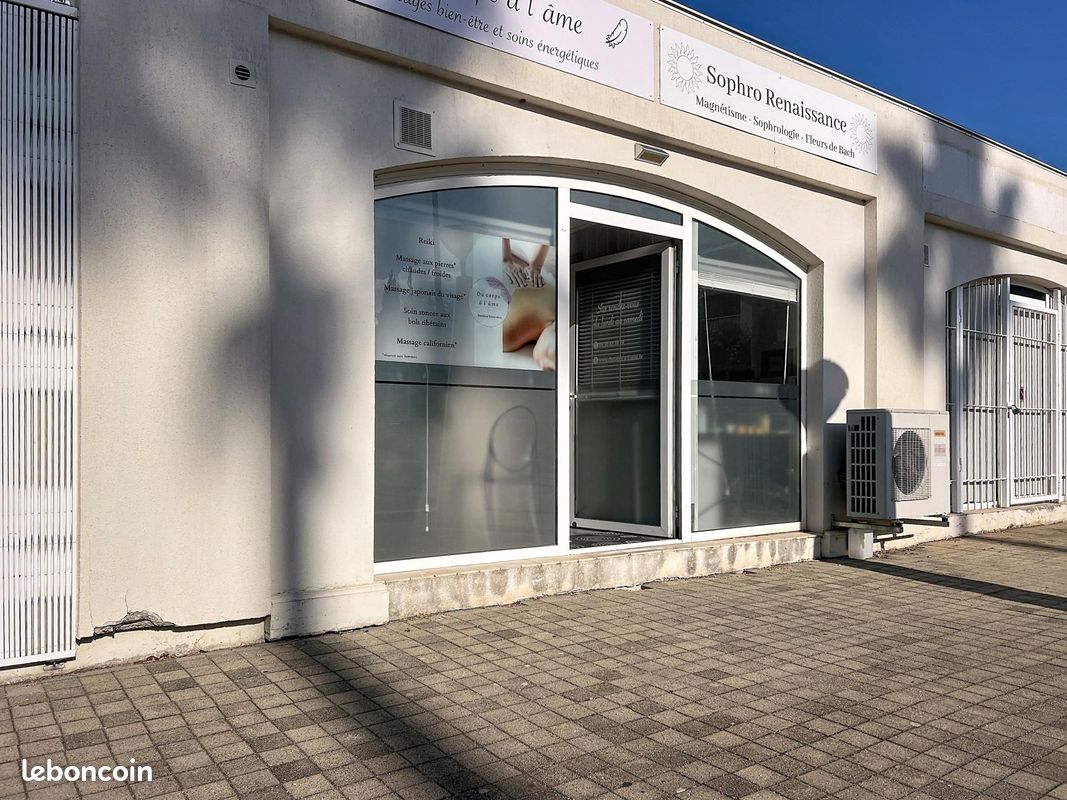 Local commercial 67 m² LE CANNET (image 1)