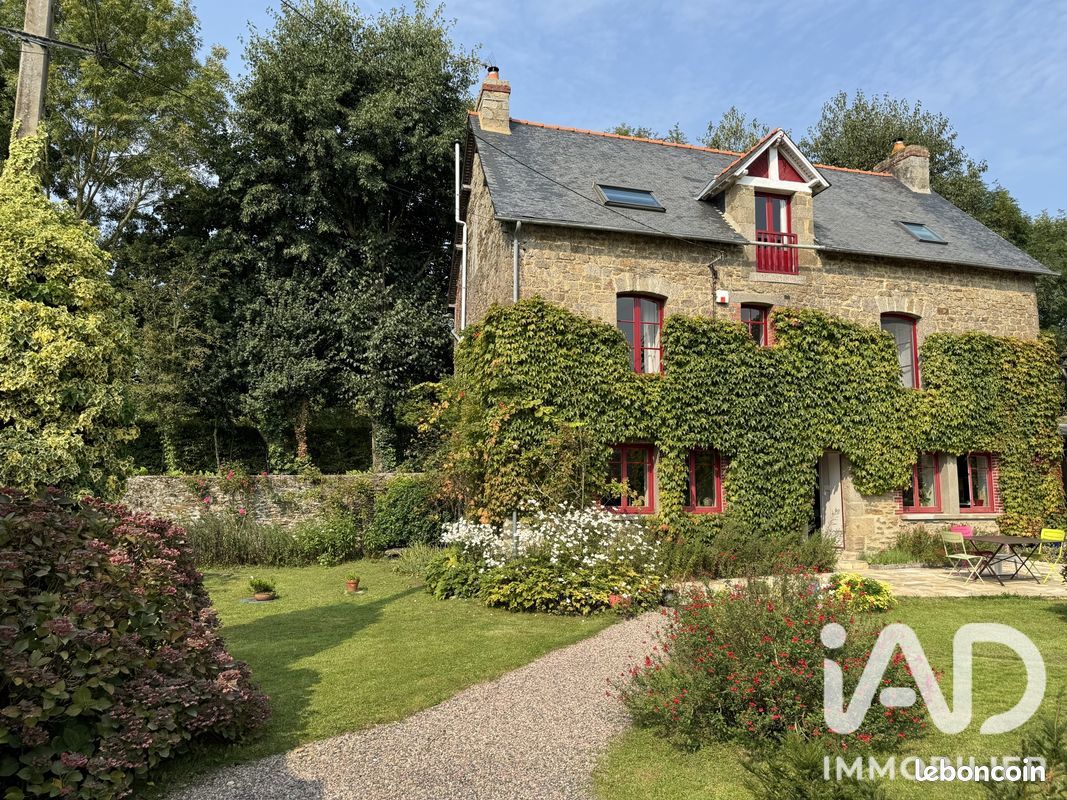 Maison 6 pièces 157 m² · à Saint-Méloir-des-Ondes · 157 m² · 559 440 €