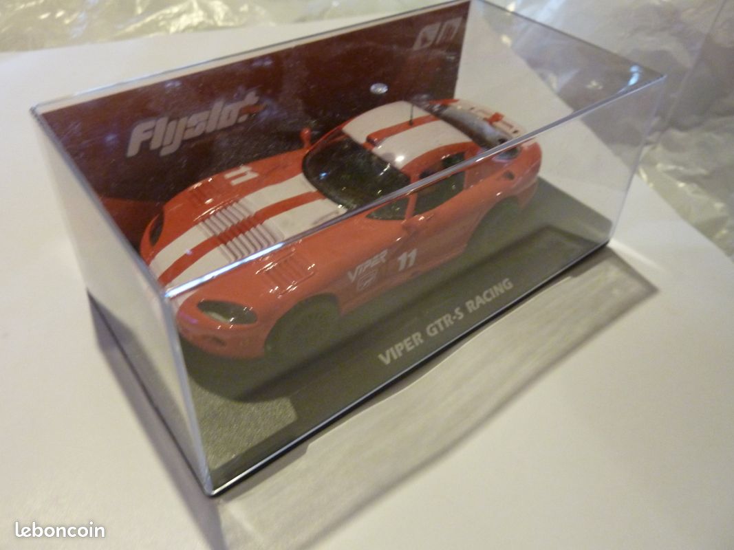 Fly Racing Dodge Viper GTR-S 031201 (image 1)