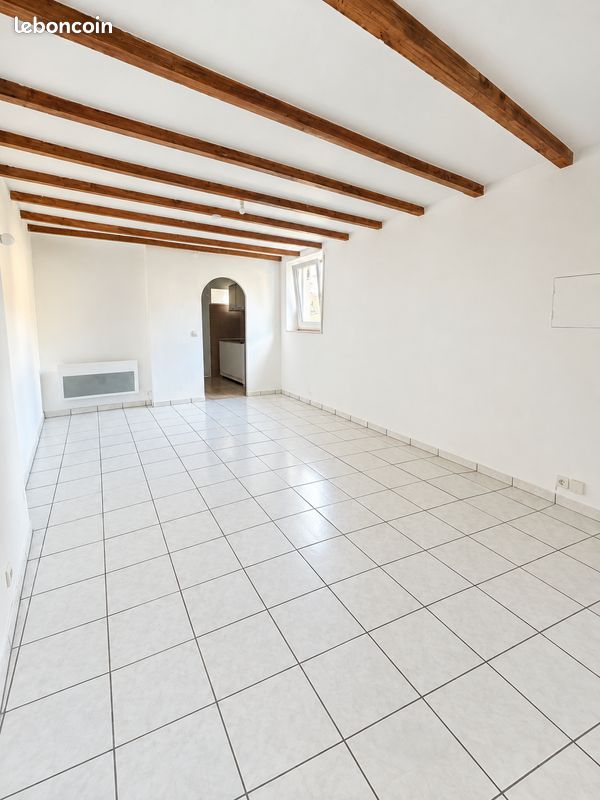 Appartement 1 pièce 27 m² · à Beaumont-sur-Oise · 27 m² · 550 €/mois