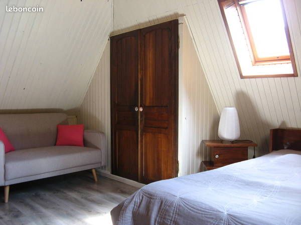 Maison traditionnelle dans un village de montagne (image 8)