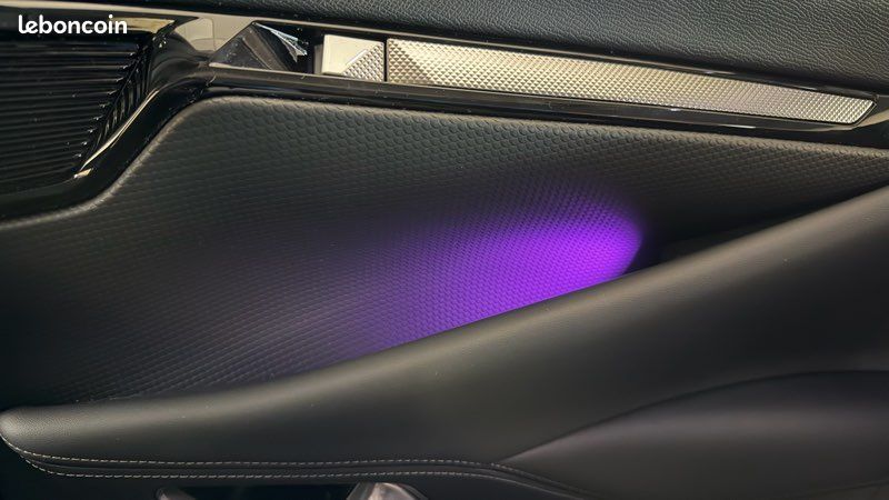 Garantie 12 mois DS 4 Turbo 130 ch EAT8 Trocadéro / CarPlay - Android / Éclairage d’ambiance multicolore / Caméra / Keyless / Attelage / Affichage Tête Haute / Moteur Garantie 10 ans (image 5)