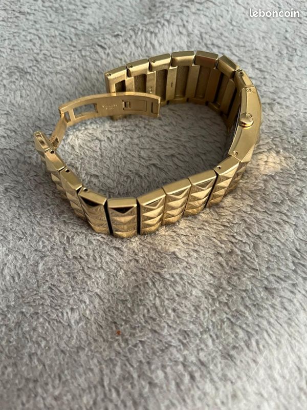 Montre svarovski (image 1)