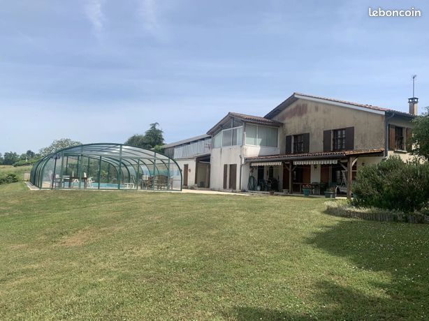 Maison 10 pièces 310 m²
