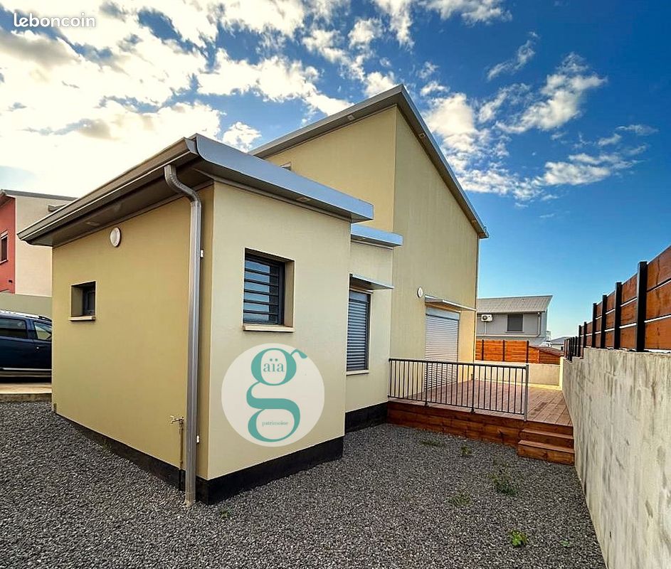 Maison 4 pièces 100 m² · à Sainte-Marie · 100 m² · 1 690 €/mois