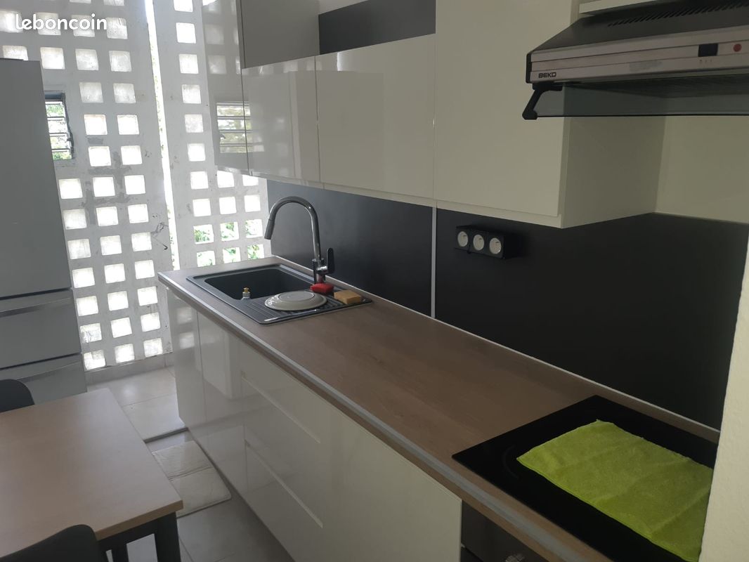 Appartement 3 pièces 71 m² · à Les Abymes · 71 m² · 600 €/mois