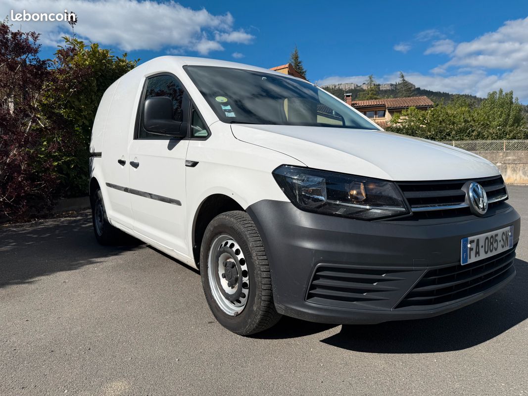 Volkswagen Caddy Van TDI 102ch Bvm . Origine France . 1ère main. 84500 kms. TVA récup (image 5)