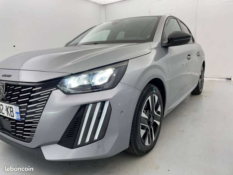 Peugeot 208 100 S&S BVM6 Allure (image 24)