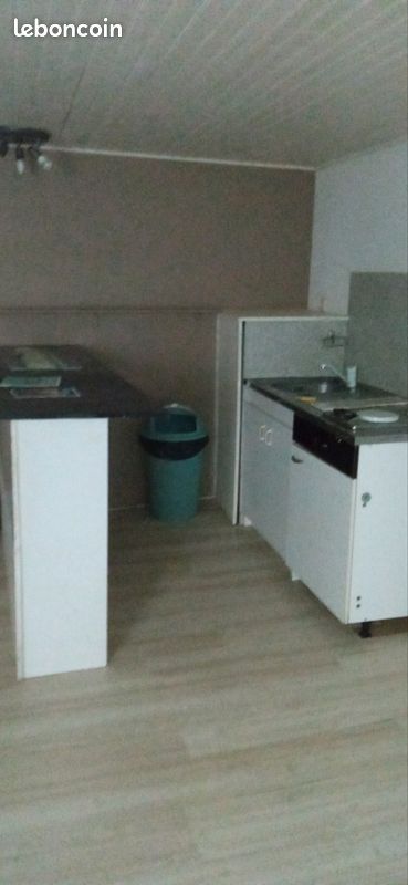 Appartement 2 pièces 52 m² · à Saintes · 52 m² · 560 €