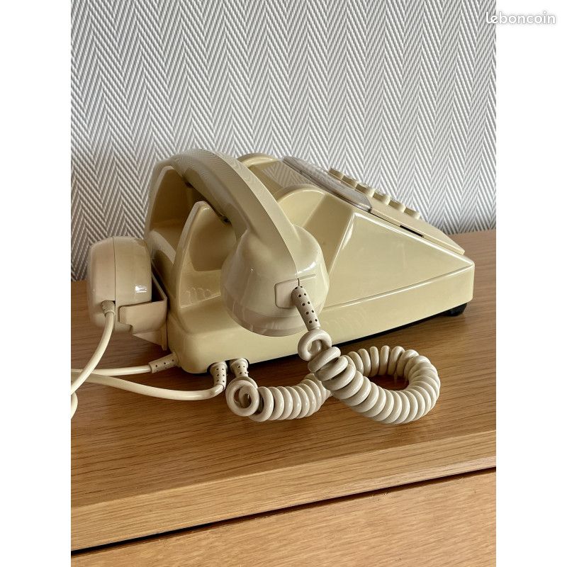 Téléphone Vintage Socotel S63 Couleur Crème - Rare - Fonctionnel