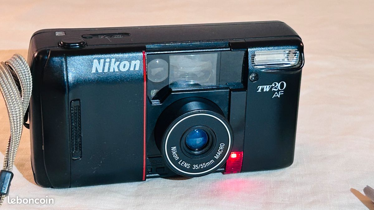 Nikon Tw20 Nikon Tw Af Nikon TW 20 AF (Appareil Photo Argentique