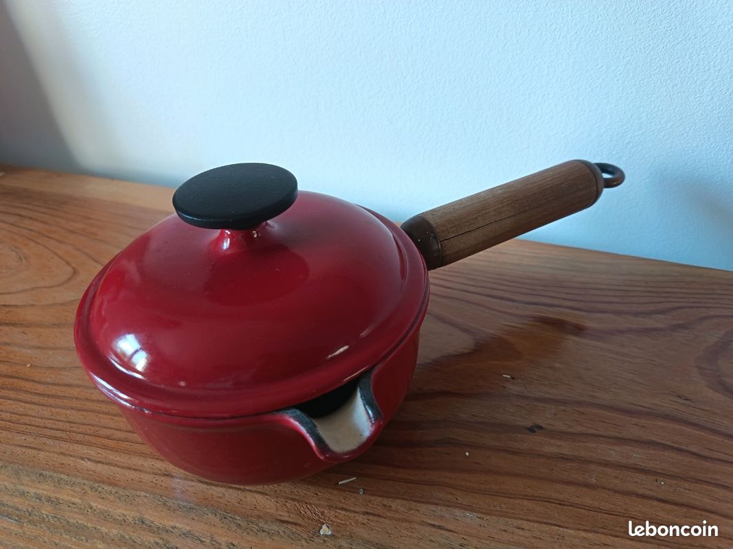 Le Creuset Poêlon + Couvercle Cerise 2,6 L 22 cm 2/4 Personnes