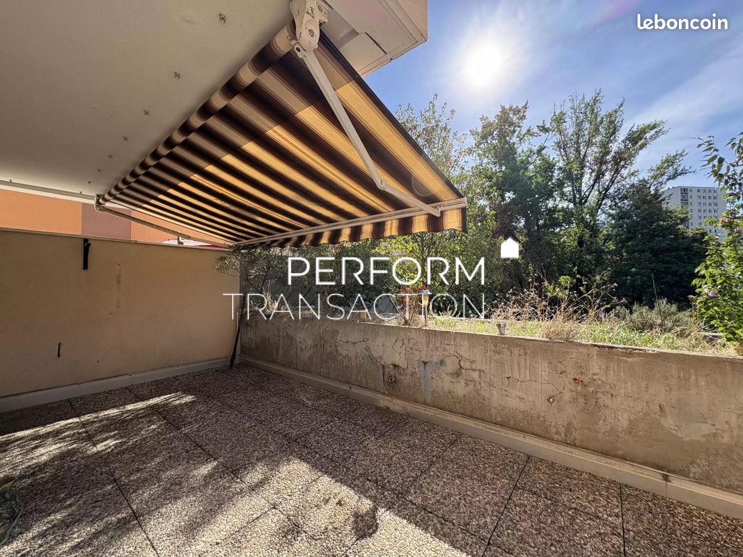 Appartement 3 pièces 71 m² · à Échirolles · 71 m² · 175 000 €