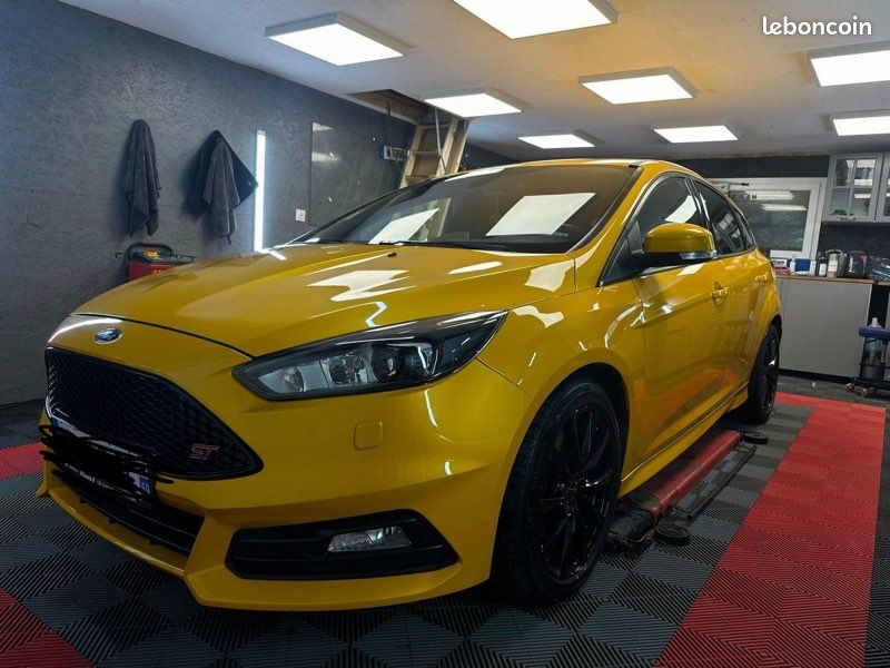 Ford focus st (image 1)