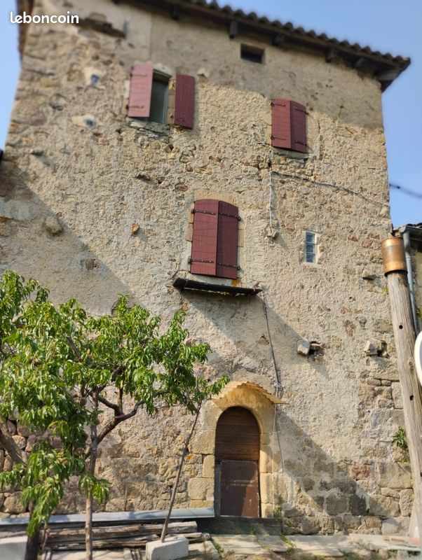 Maison 5 pièces 110 m² · à Issamoulenc · 110 m² · 165 000 €