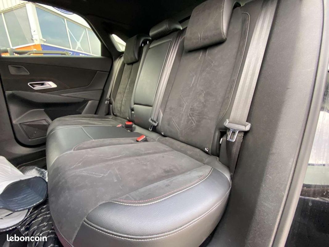 DS DS 7 CROSSBACK 1.5 BlueHDi - 130 - BV EAT8 Performance Line (image 6)