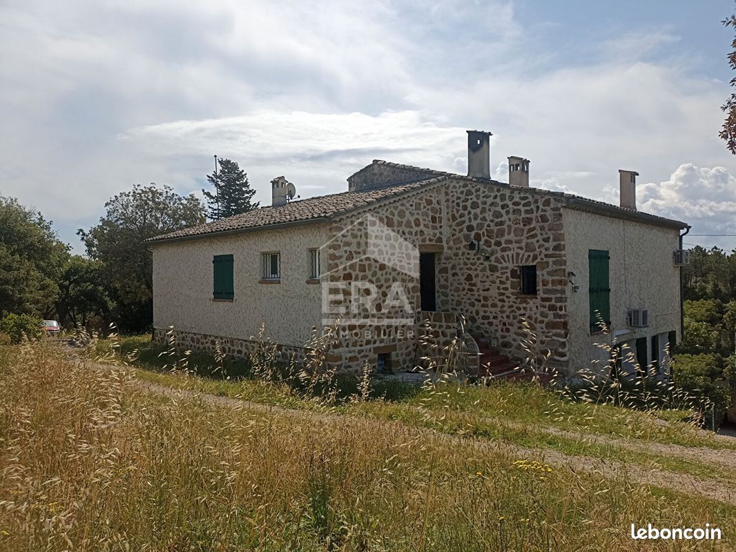 Maison 8 pièces 175 m² · à Taradeau · 175 m² · 460 000 €