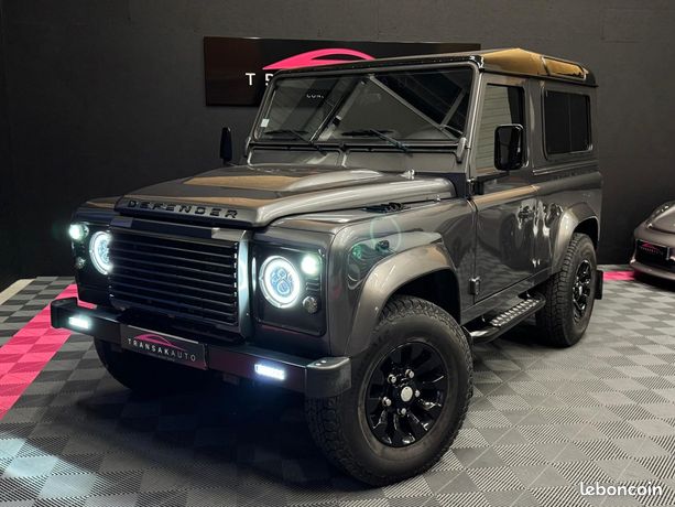 Land Rover Defender 2013