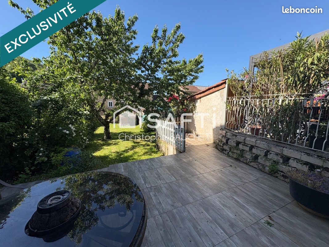 Maison 6 pièces 150 m² · à Jujurieux · 150 m² · 215 000 €