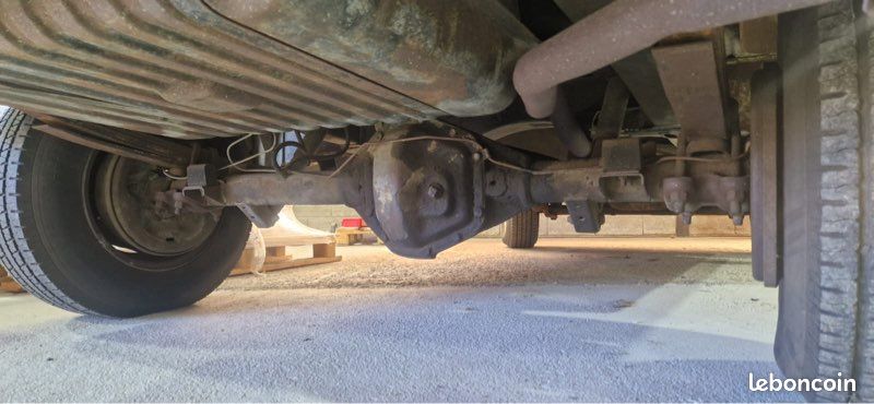 Econoline 69 V8 302 complet à restaurer (image 14)