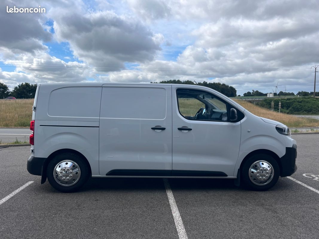 Citroen jumpy vu 2.0 bluehdi 145 ch m pack premium connect (image 18)