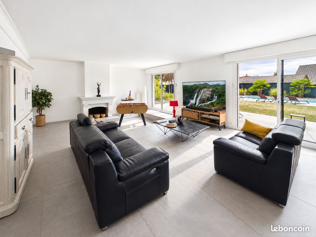Maison 5 pièces 235 m² · à Allinges · 235 m² · 1 070 000 €