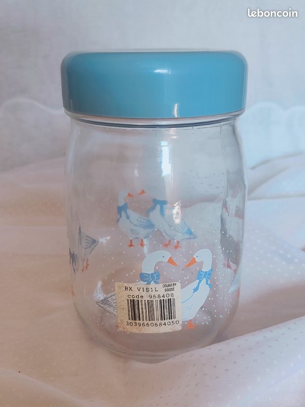 Bocal oie Le Parfait 1L
Contenance 1 litre
Bocal neuf avec (image 3)