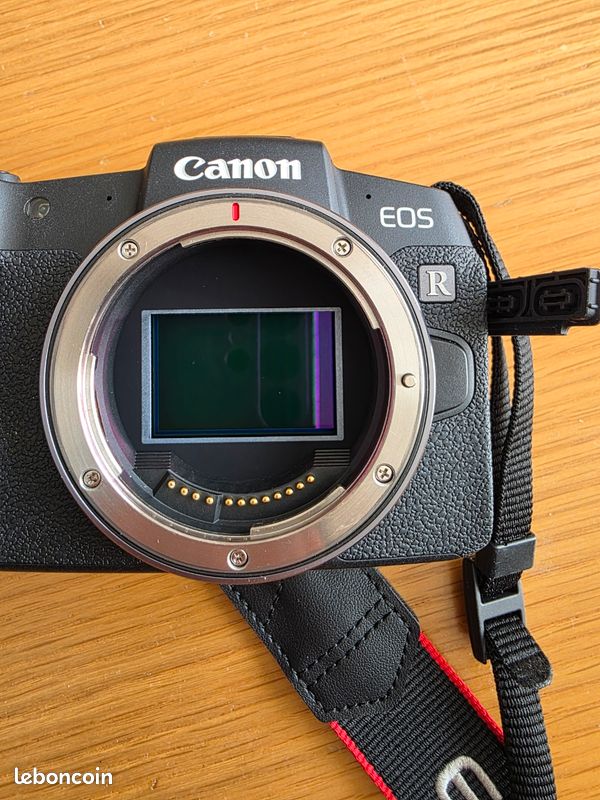 Appareil Photo Canon EOS RP Occasion - 52 000 Déclenchements - Fonctionnel Avec Quelques Marques