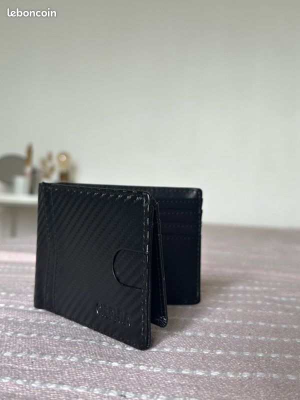 Porte-feuille homme effet carbone (image 1)