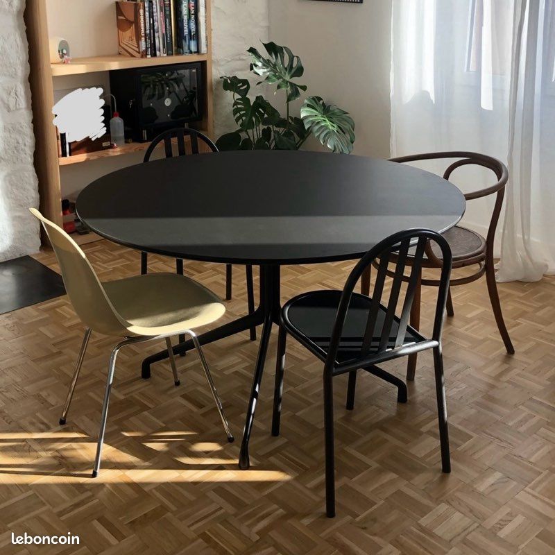 Table à manger HAY (image 2)
