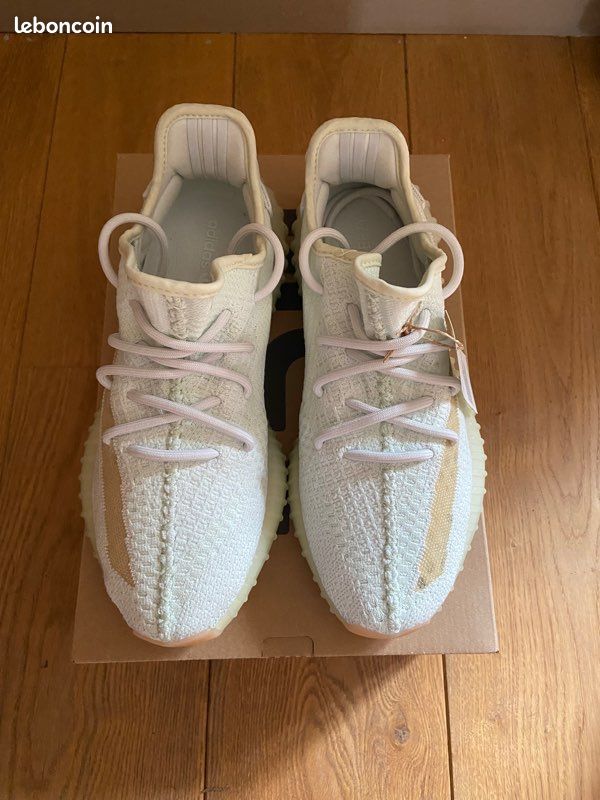 Yeezy 350 V2 (image 7)