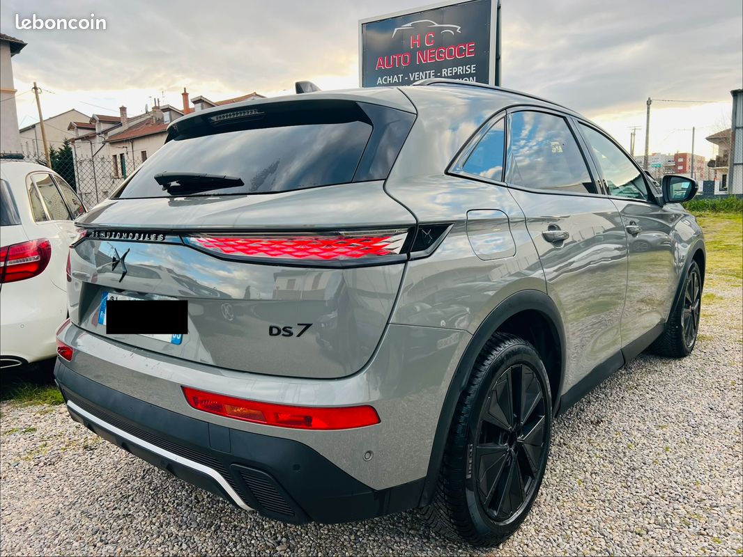 Ds ds7 crossback bluehdi 130 eat8 performance line + (1ere main) (image 2)