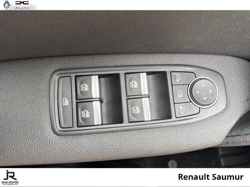 Renault Captur 1.6 E-Tech Plug-in 160ch Intens (image 6)