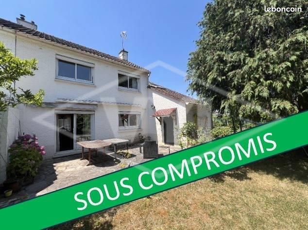Maison 6 pièces 100 m² · à Combs-la-Ville · 100 m² · 299 900 €
