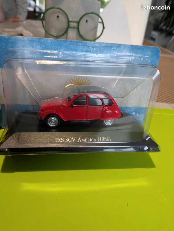 Modèle Réduit 1/43 : Véhicule Postal Citroën 3CV - Pays-Bas - Avec Boîte D'origine