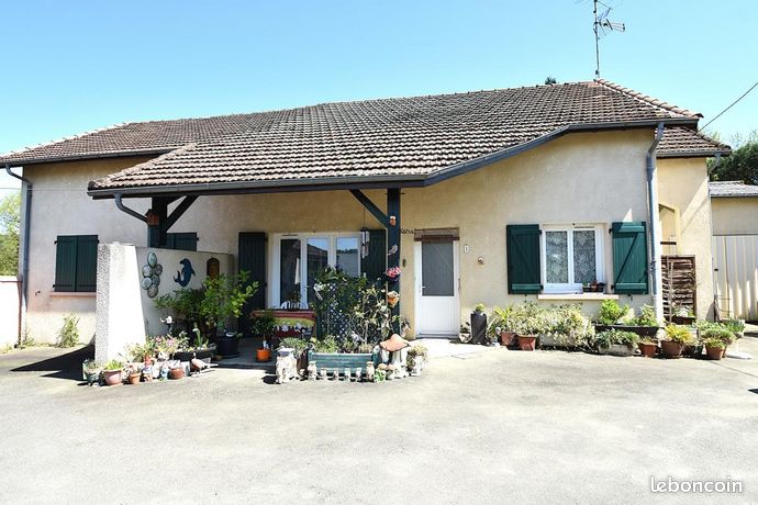 Immeuble 9 pièces 177 m²