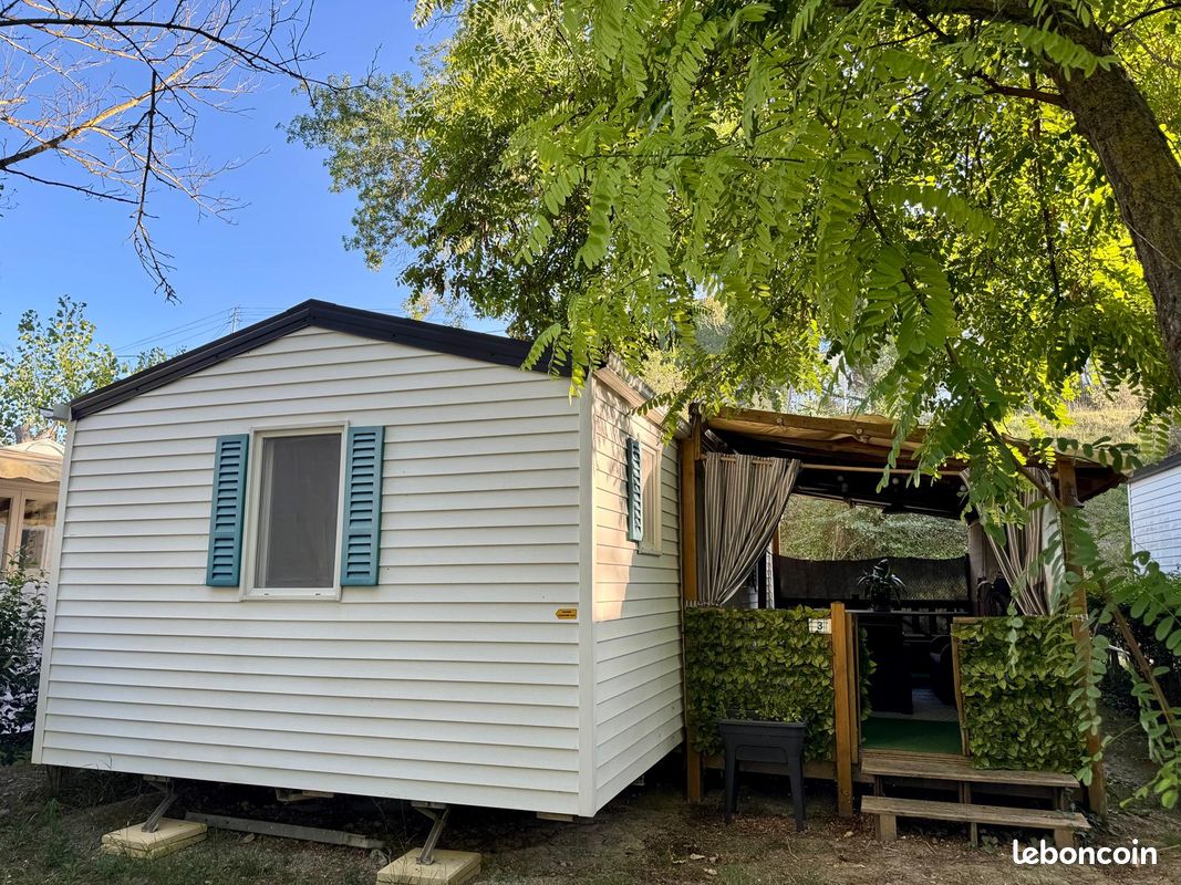 Local commercial 2 pièces 25 m²