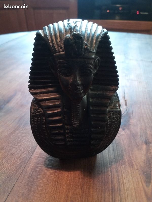 Statue egyptienne (image 1)
