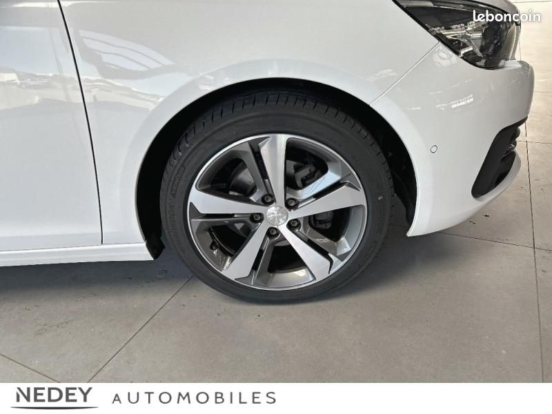 Peugeot 308 1.2 PureTech 130ch S&S Allure EAT6 (image 13)