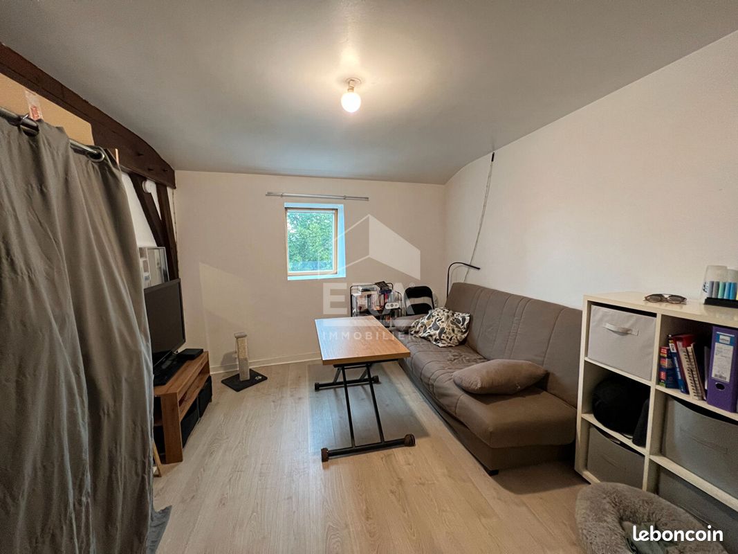 Appartement 1 pièce 24 m² · à Châteauroux · 24 m² · 365 €
