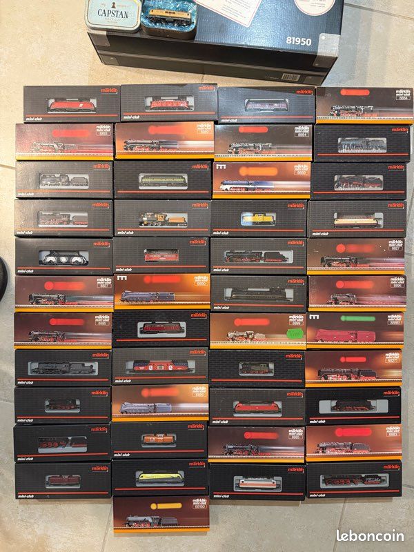Märklin - Wagons et divers, 10 pièces en très bon état Canton Neuchâtel