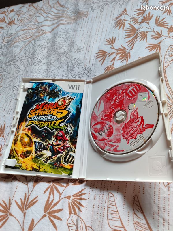 Jeux Wii Mario Strikers charged football (image 3)