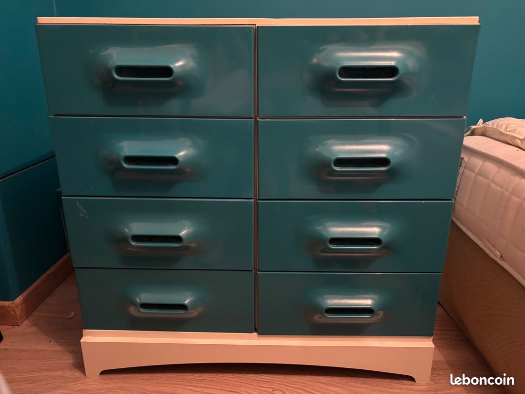 Marc Held, petit chiffonnier en plastique. Edition Prisunic 1970 (image 2)