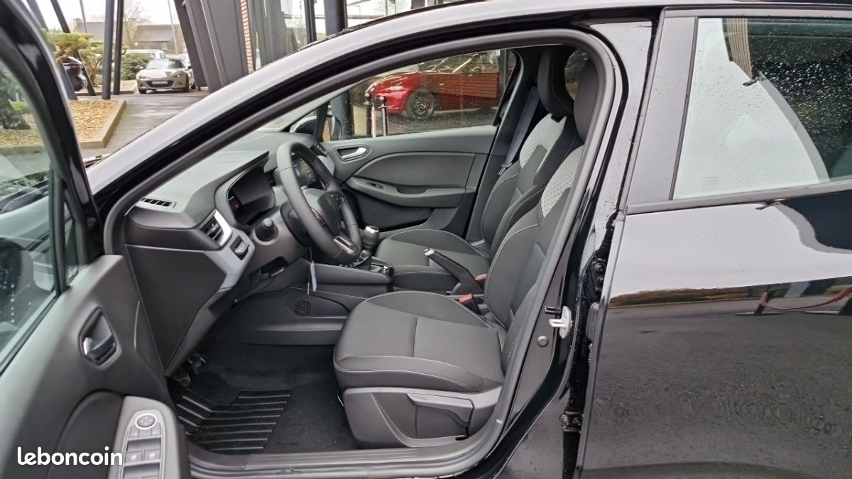 Renault Clio V Evolution Blue dCi 100 -25 (image 13)