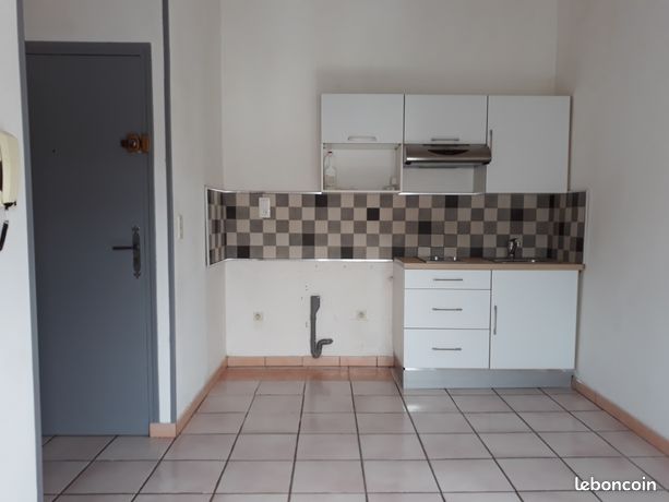 Garéoult loue T1 BIS