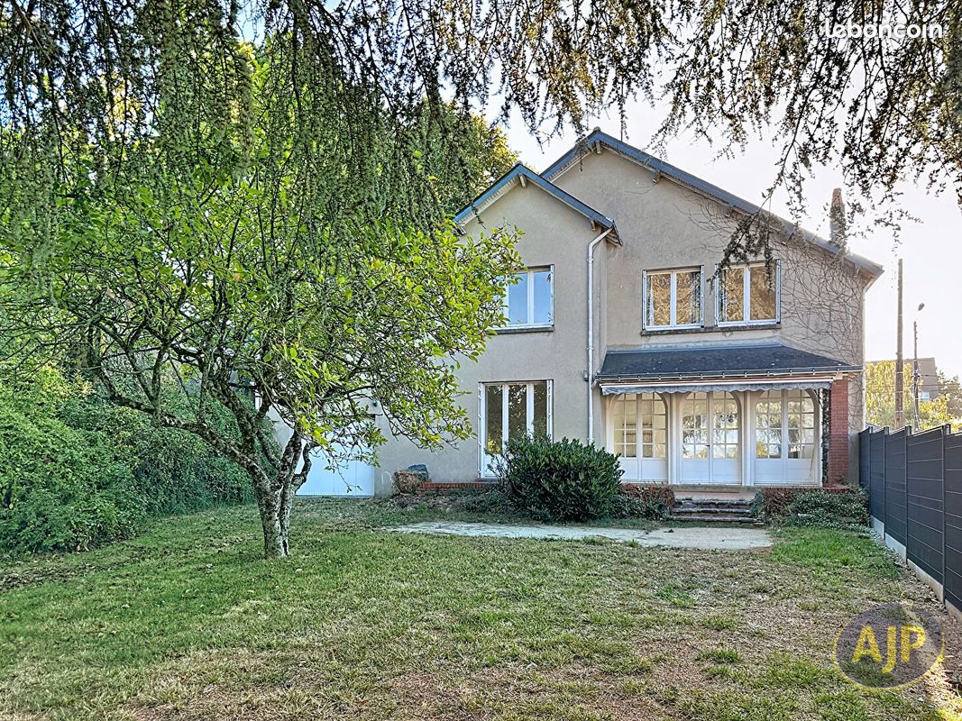 Maison 7 pièces 196 m² · à Châteaubriant · 196 m² · 249 900 €